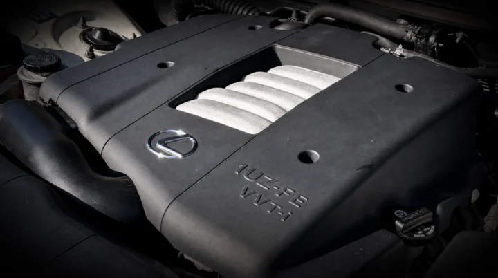 1UZ VVT-i Lexus V8 engine