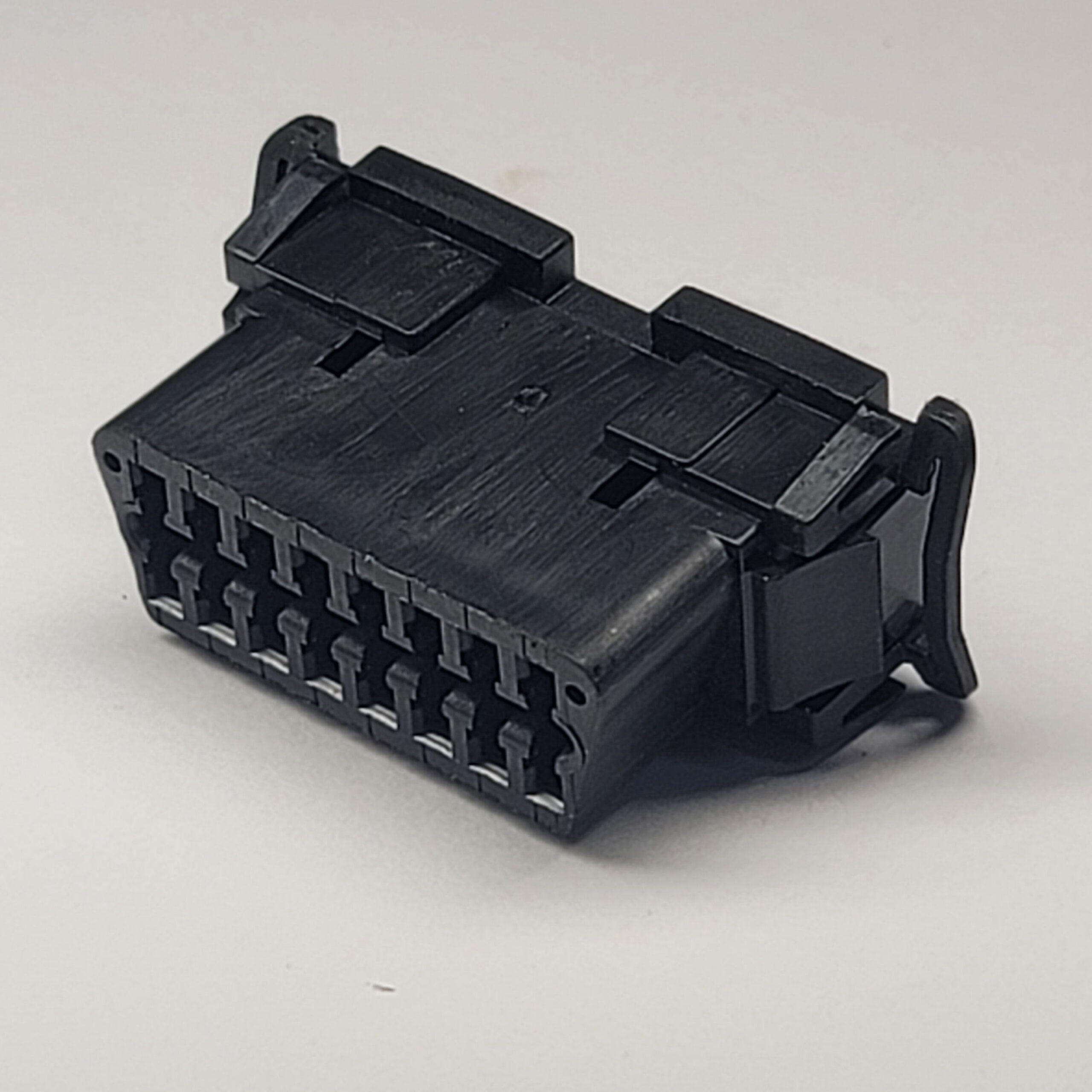 CON 33 connector