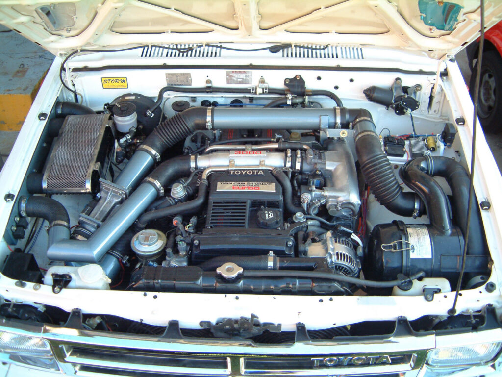 1994 Hilux with 7M-GTE project preview